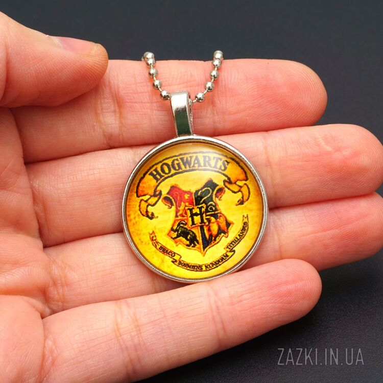 Подвеска "Hogwarts"