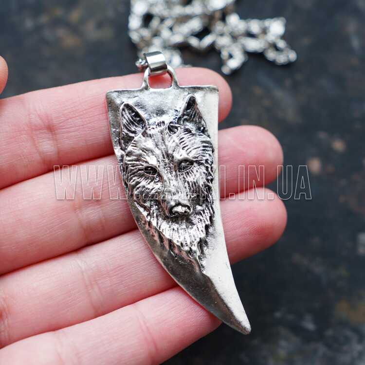 Кулон "Wolf"
