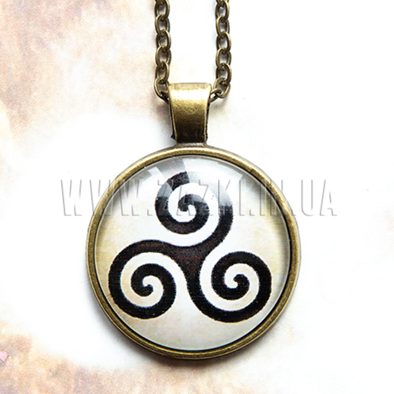 Подвеска "Triskelion"  