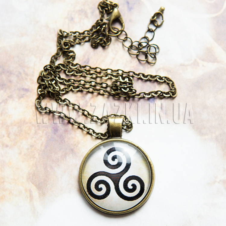 Подвеска "Triskelion"  