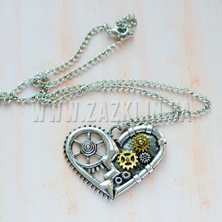 Кулон "Steampunk Heart"