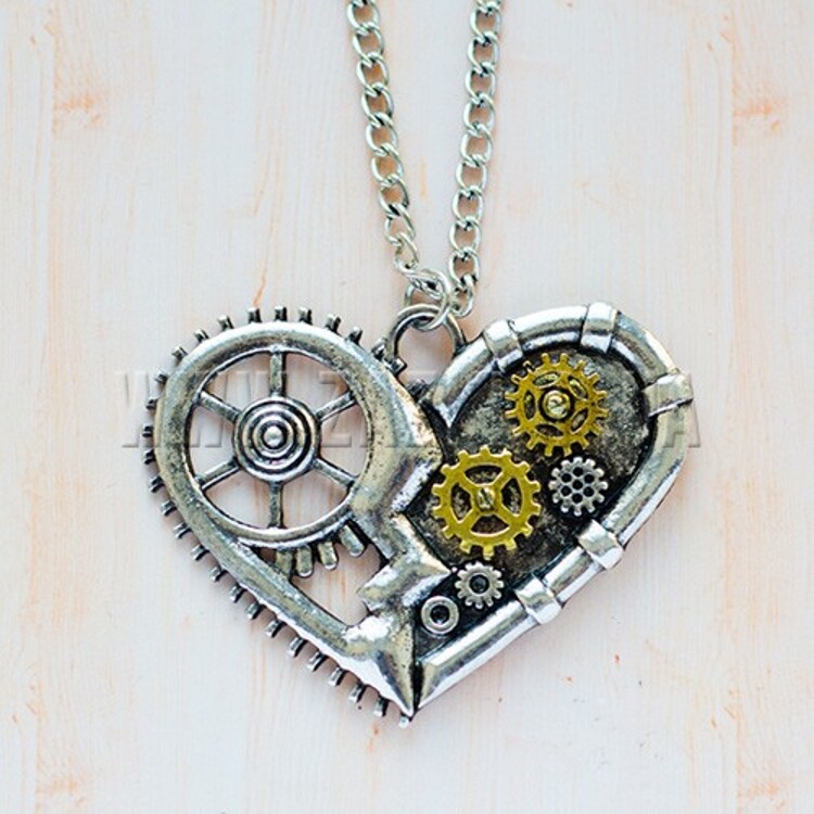 Кулон "Steampunk Heart"