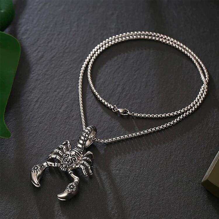Подвеска Амулет Скорпион с узорами тотемном стиле