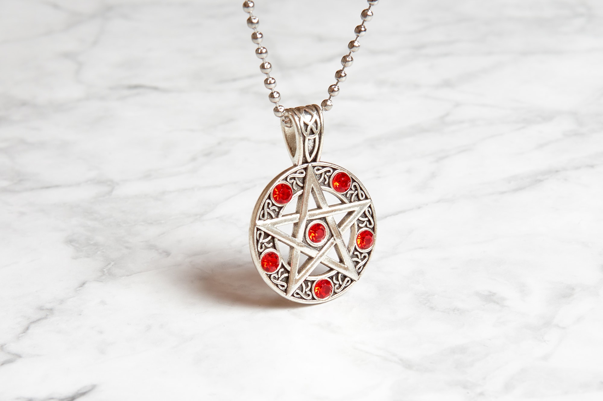 Кулон Пентаграма