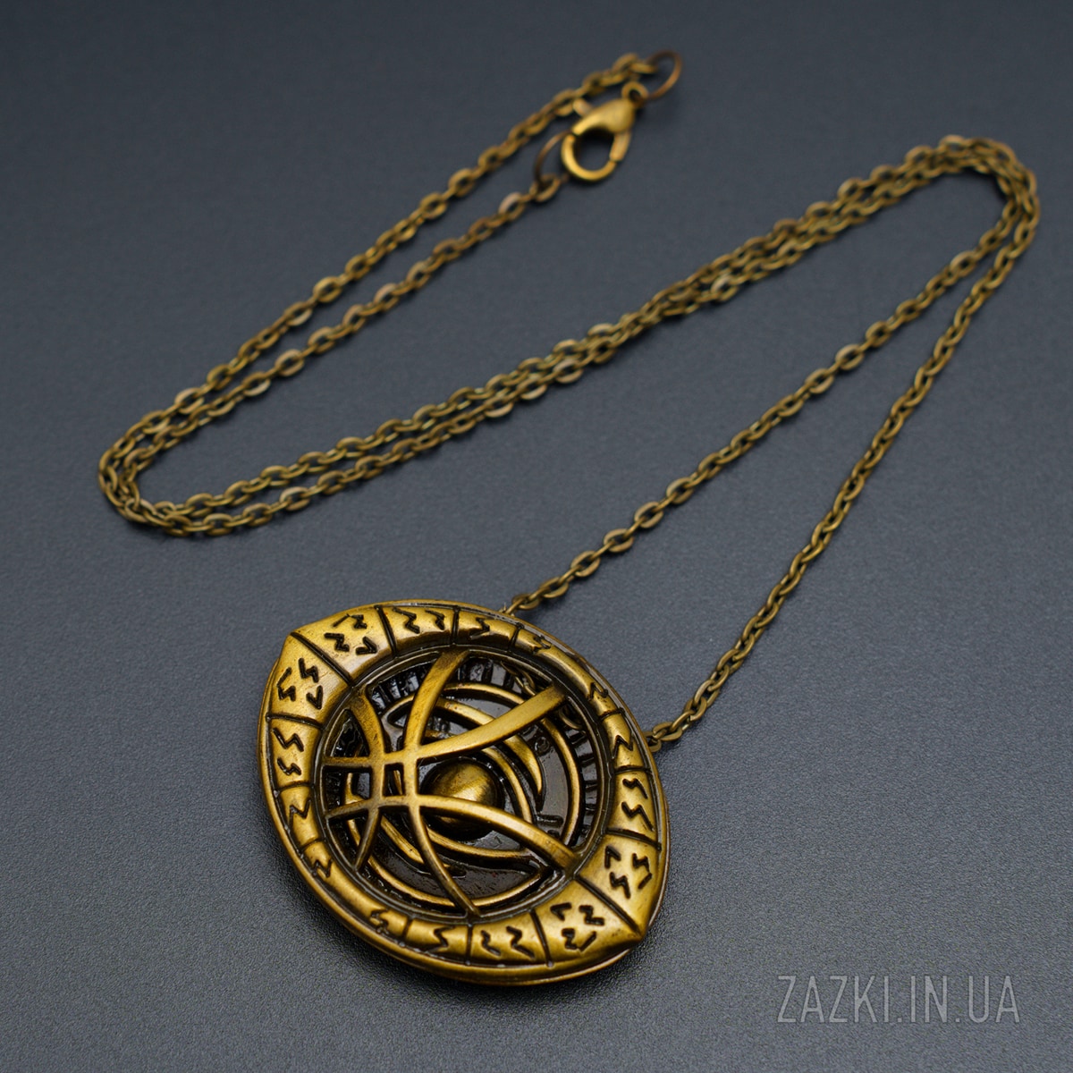 Кулон Око Агамотто