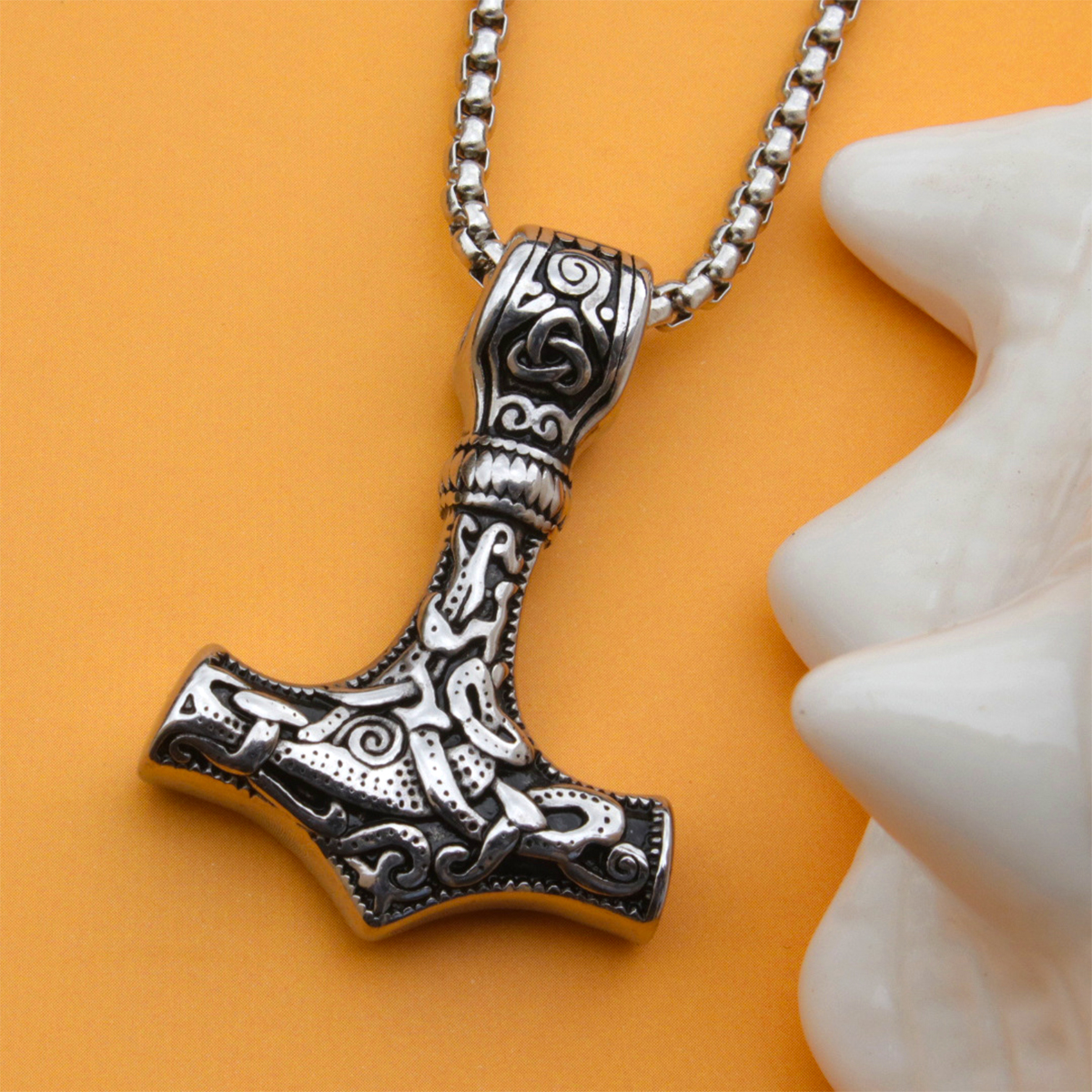 Кулон Молот Тора