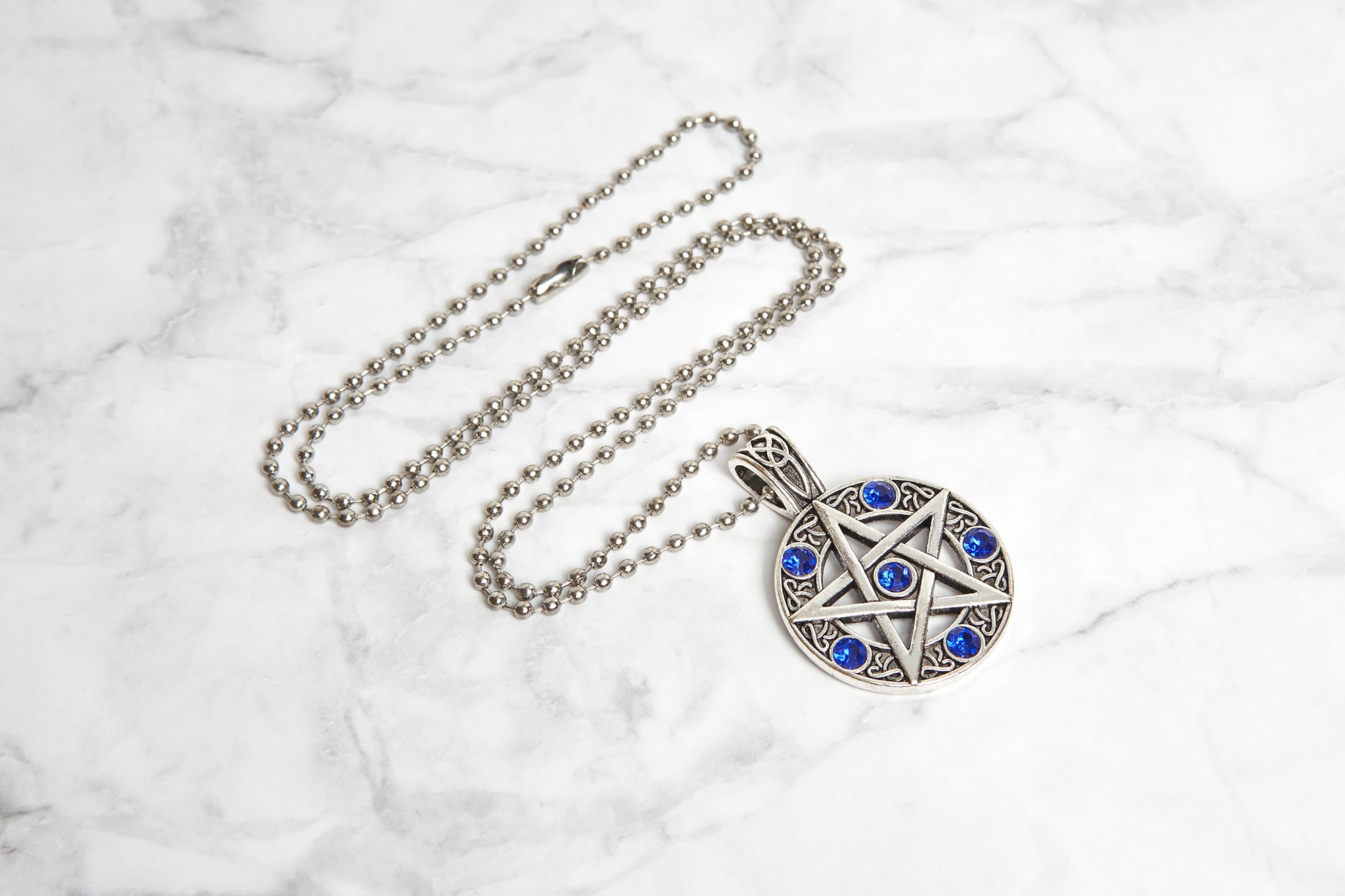 Кулон Пентаграма