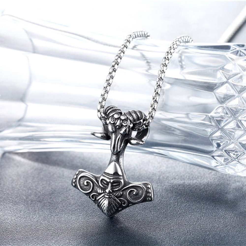 Кулон Воїн Вікінг