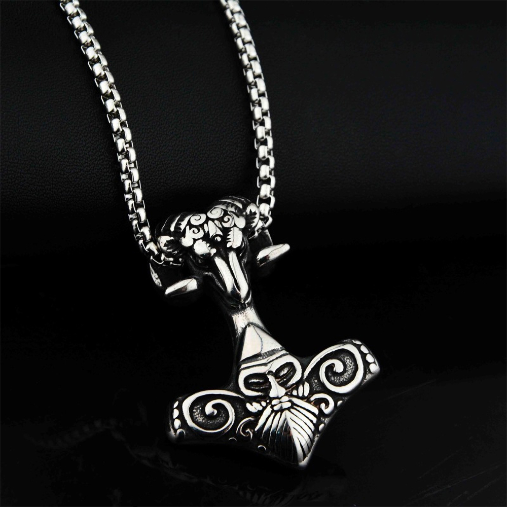 Кулон Воїн Вікінг