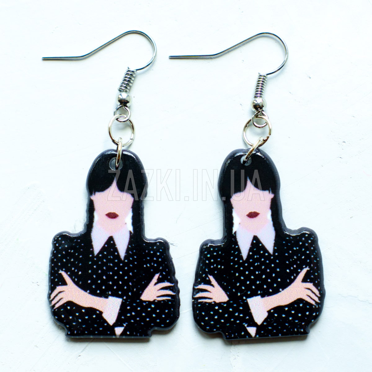 Сережки Венздей Аддамс