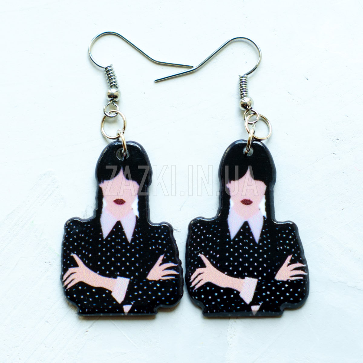 Сережки Венздей Аддамс