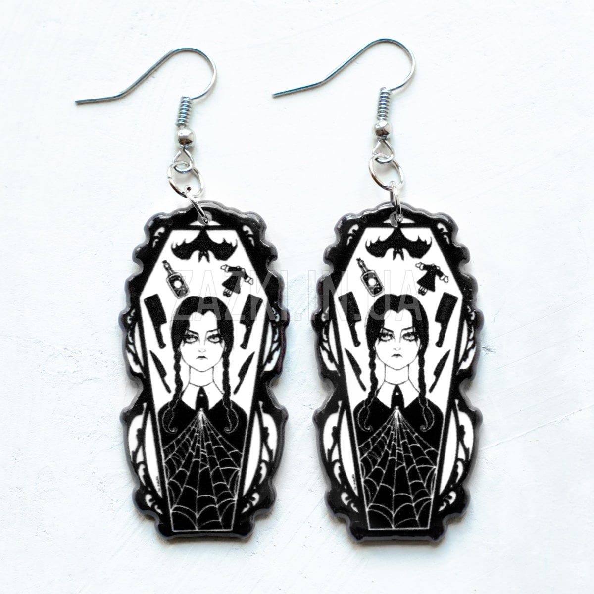 Сережки Венздей Аддамс