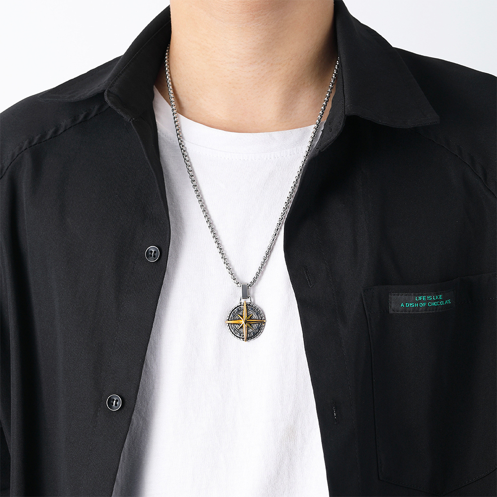 Кулон Компас