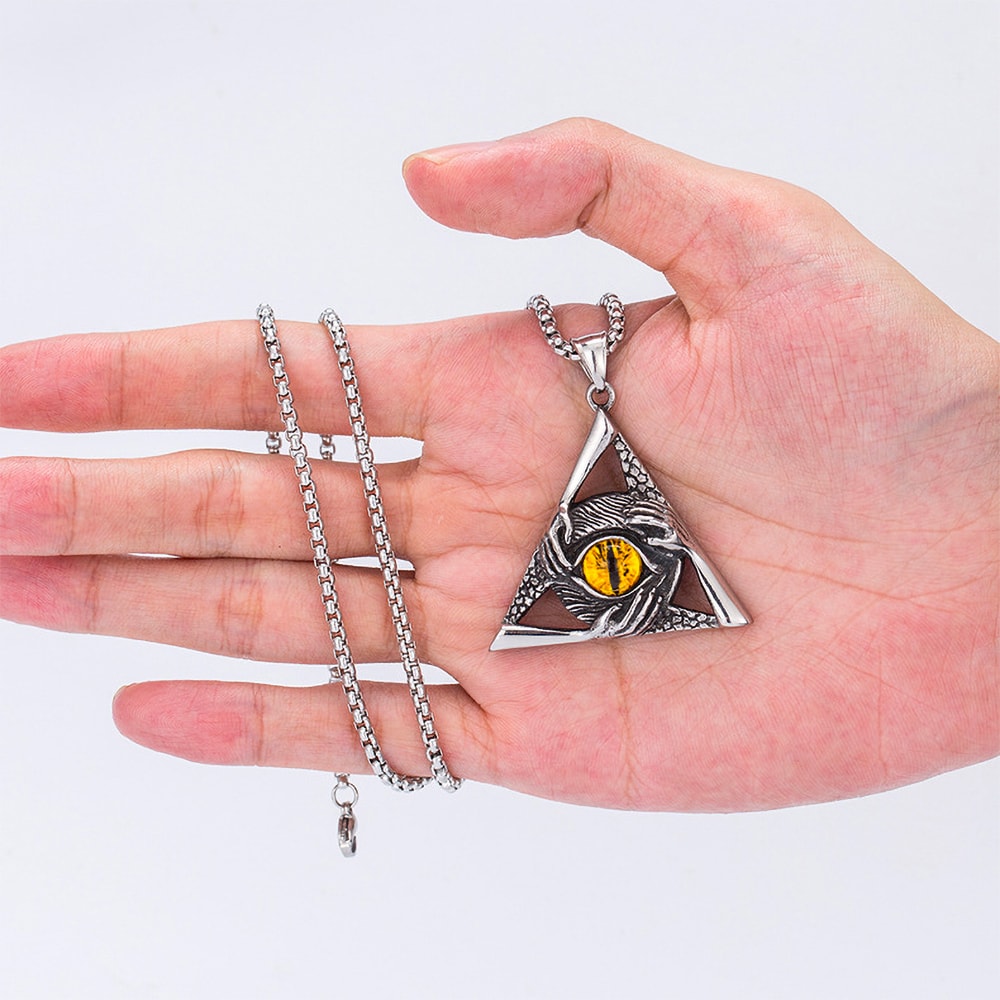 Кулон Всевидяче око