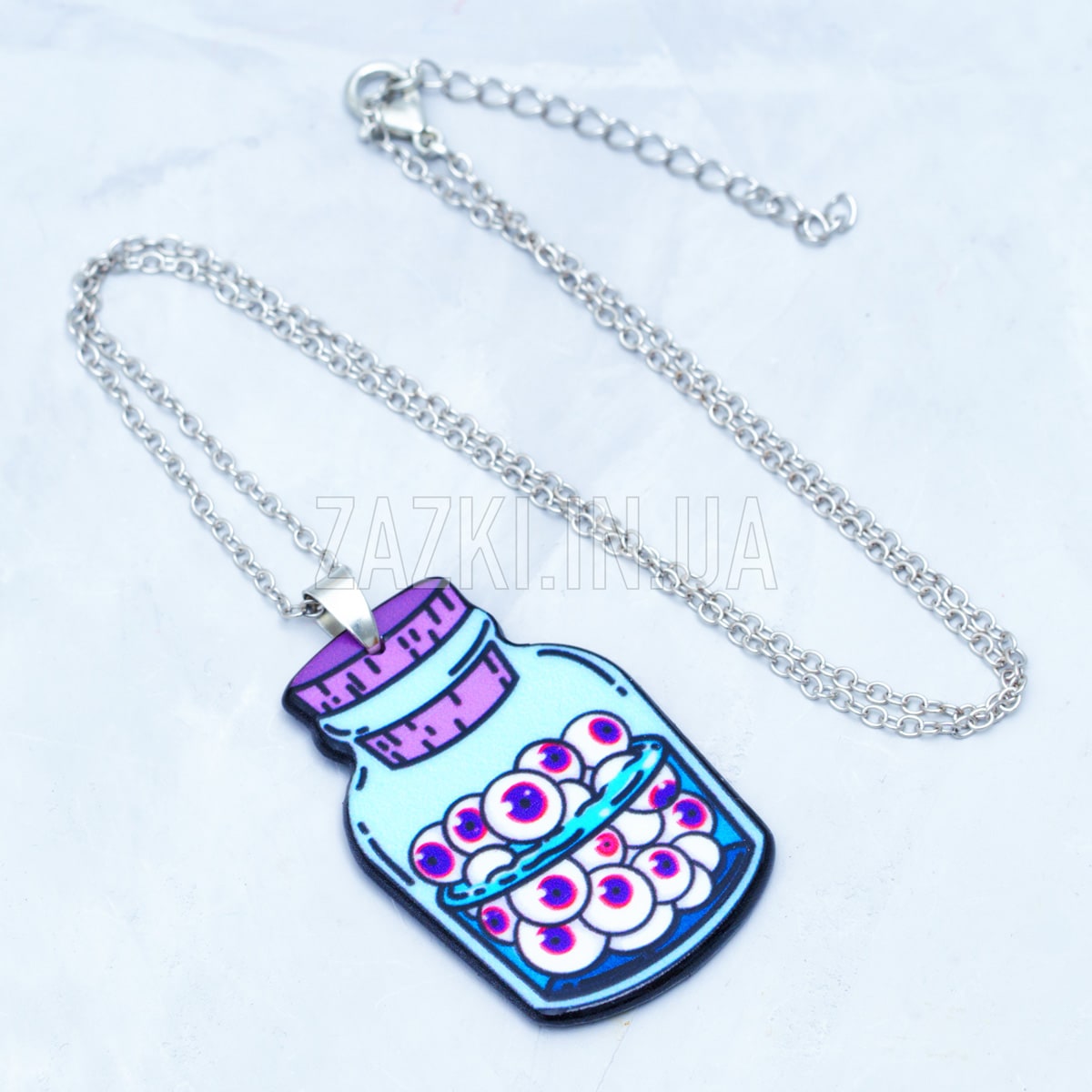 Кулон Банка з очними яблуками